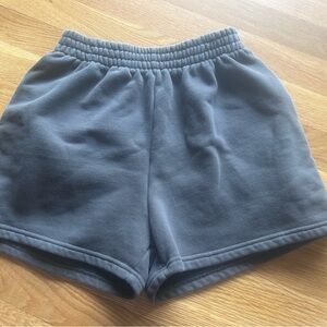 Princess Polly Gray charcoal Women's sweatshirts x-small size 2